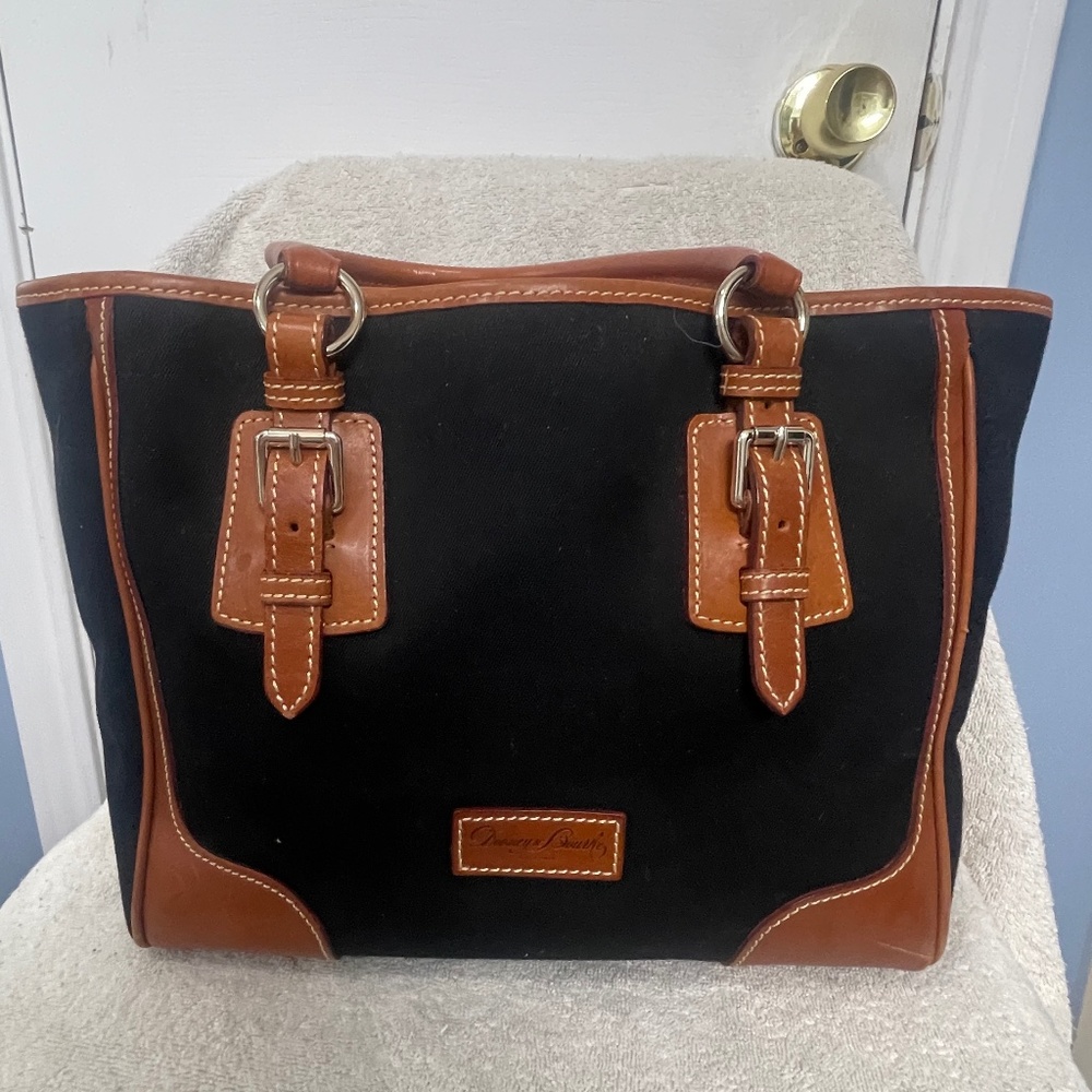 Dooney & Bourke Shoulder Bag